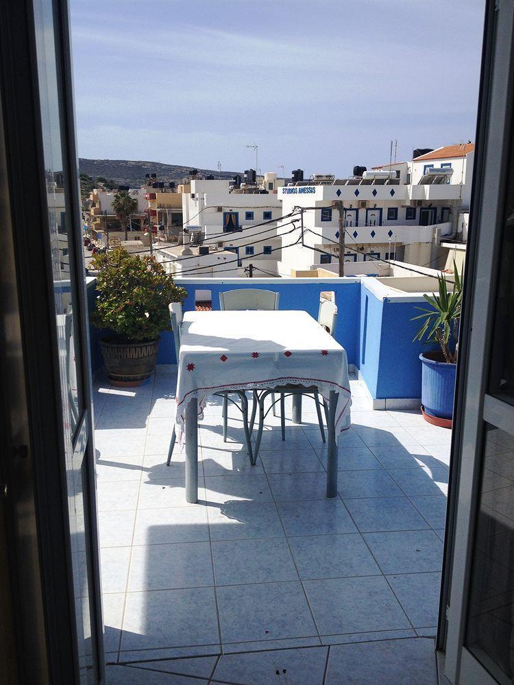 Kostas Rooms & Apartments Kalamaki (Heraklion) Eksteriør billede